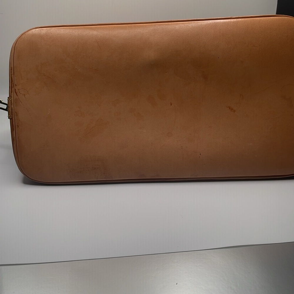 Louis Vuitton Alma Monogram - Picture 14 of 16